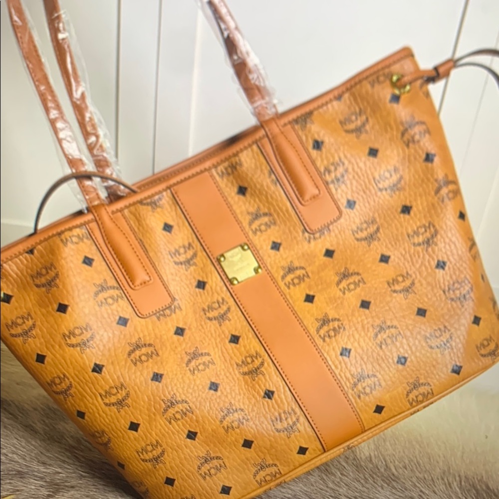 MCM Tan Leather Tote Bag - Picture 7 of 9
